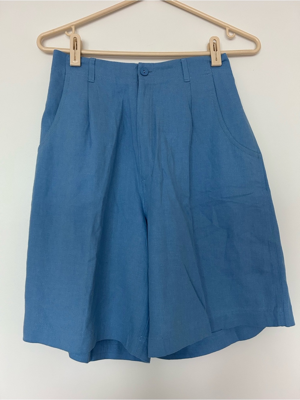 Blue linen vintage soft shorts sz 8 - Picture 2 of 14